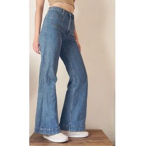 & Other Stories Paris Atelier Flared jeans medium wash size 26”